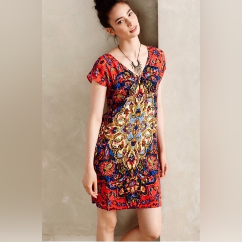 Anthropologie Maeve Medallion
Shift Dress Size Small